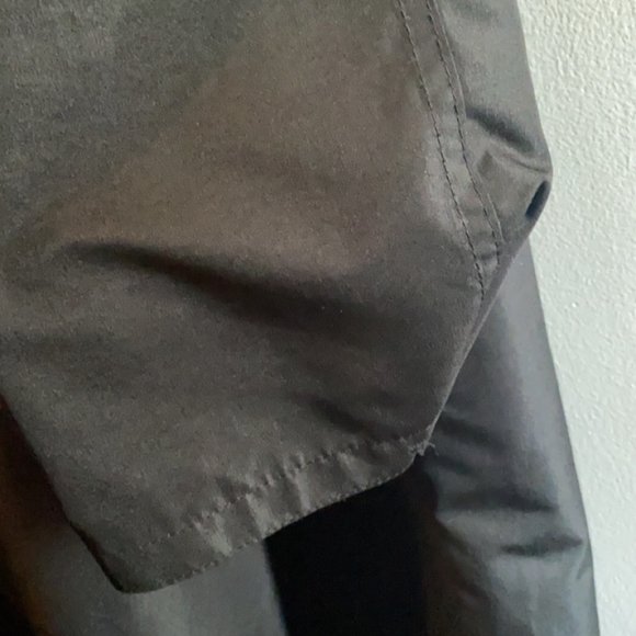 Black dressy rain coat - size 6 - Picture 4 of 7